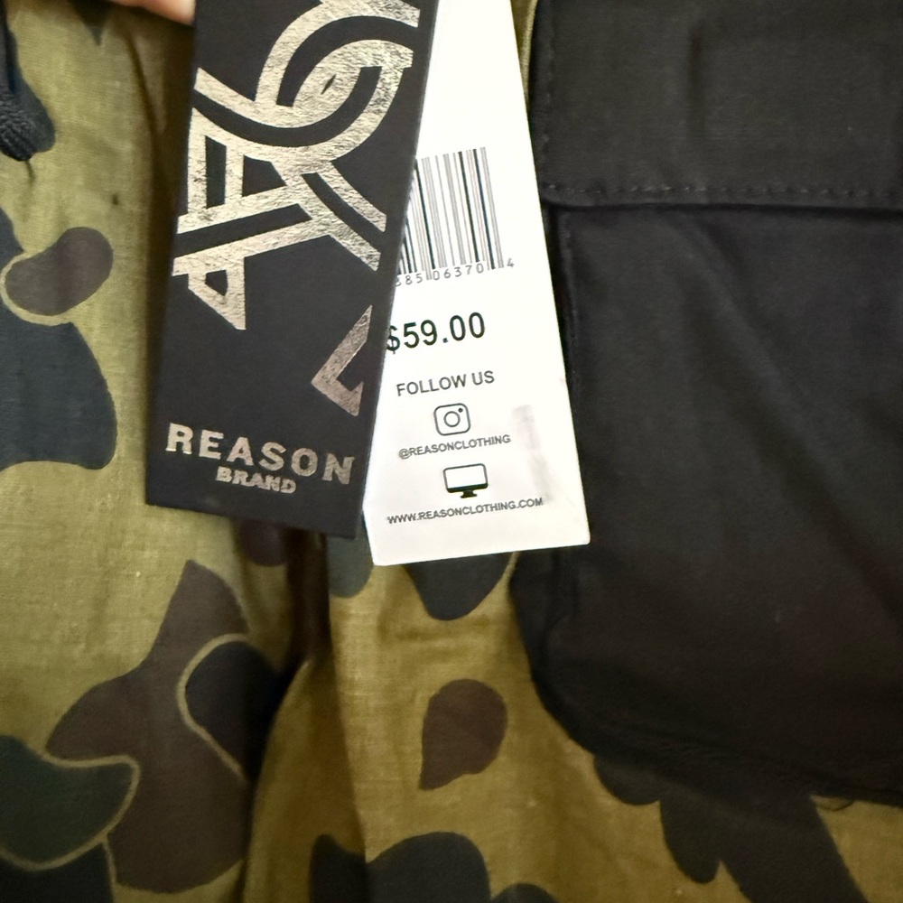 Reason Camouflage Cargo Pants, Size Large NWT - Picture 7 of 11